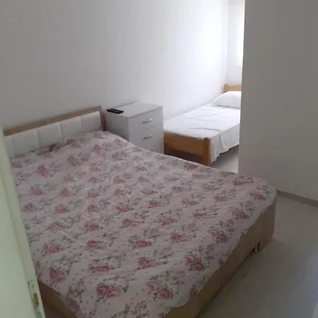 Prenociste Milanovic Nevesinje